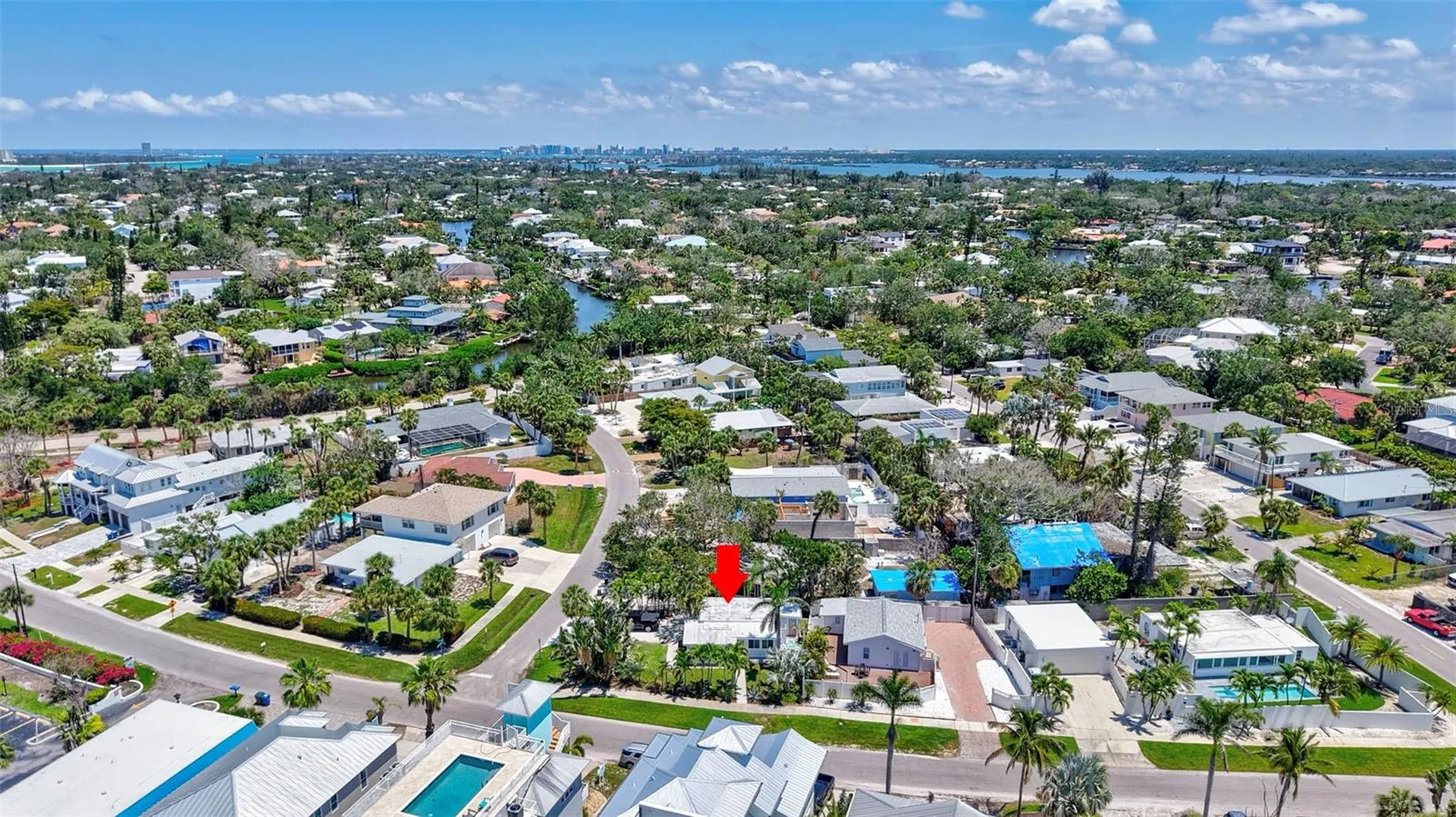 643 Calle Del Otono Sarasota FL 34242