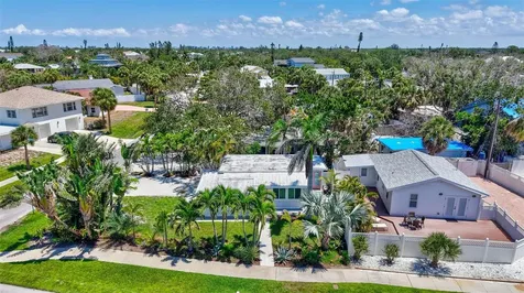 643 Calle Del Otono Sarasota FL 34242