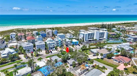 643 Calle Del Otono Sarasota FL 34242