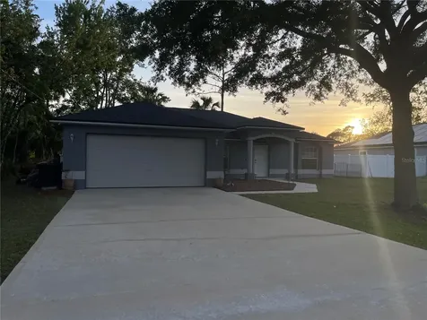 10 Pinetree Drive Palm Coast FL 32164