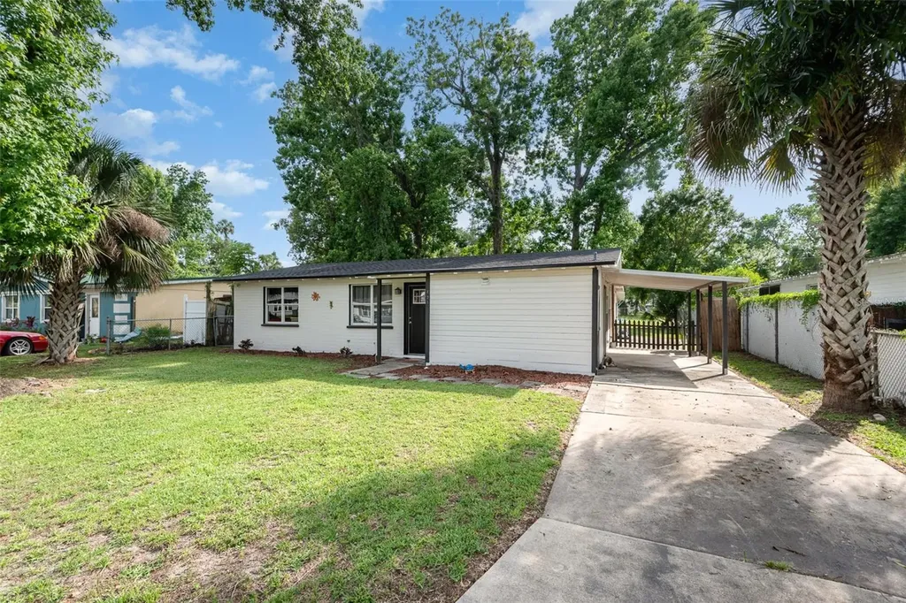 121 Mason Park Drive Daytona Beach FL 32117