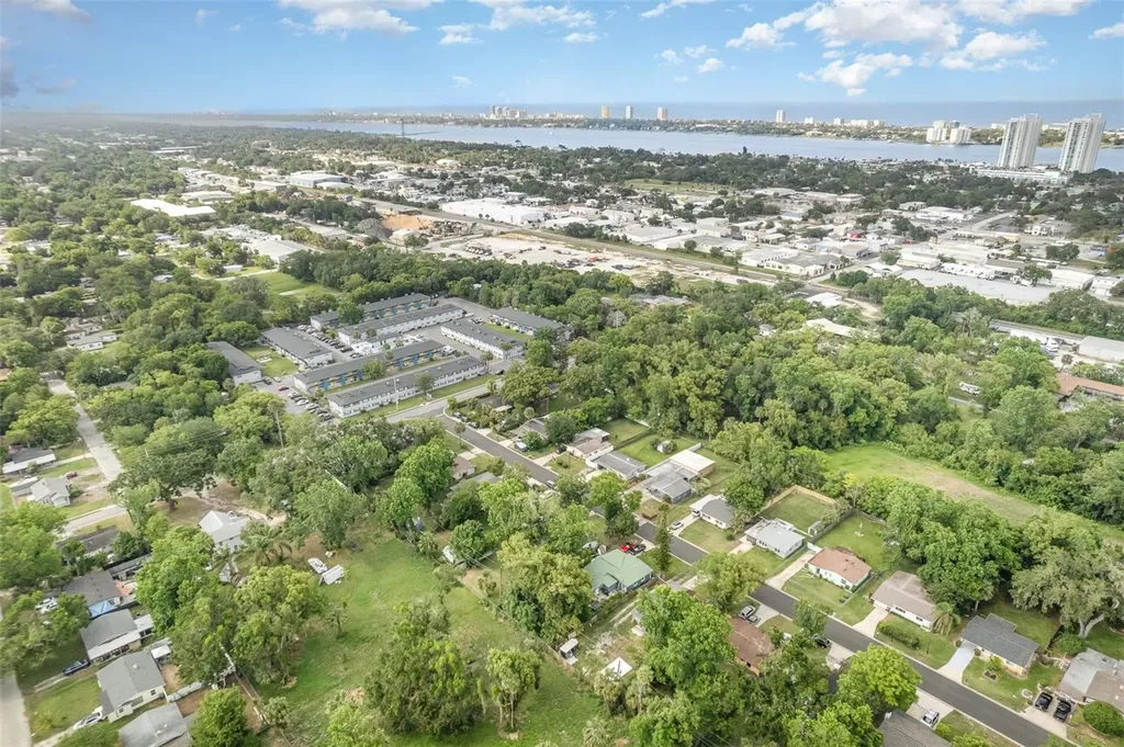 121 Mason Park Drive Daytona Beach FL 32117