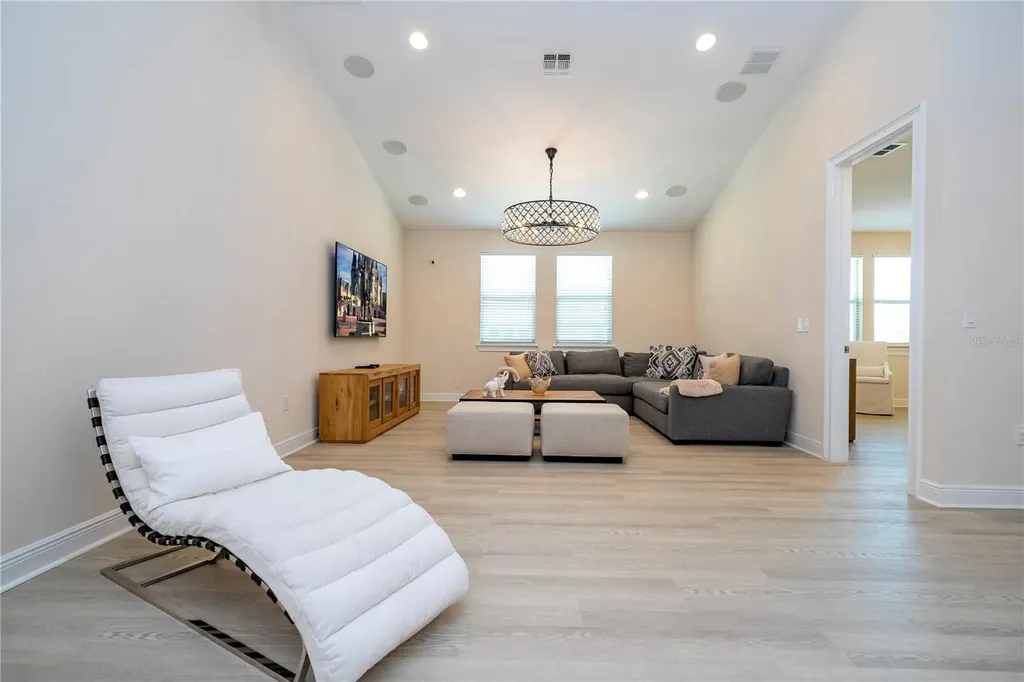 8419 Pippen Drive Orlando FL 32836