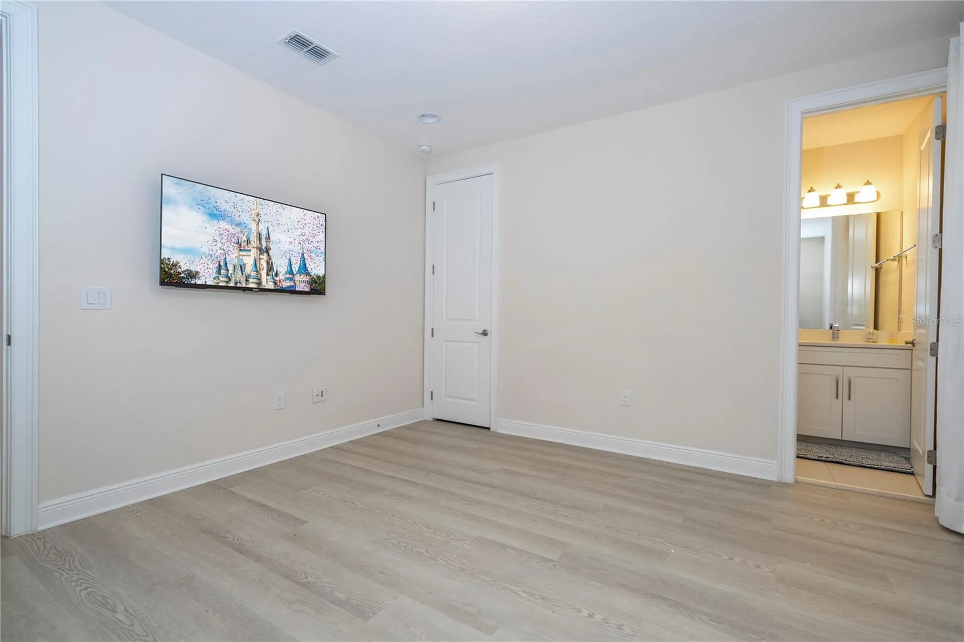 8419 Pippen Drive Orlando FL 32836