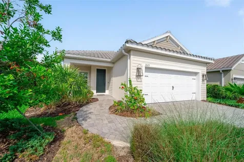 2625 Star Apple Way Sarasota FL 34240
