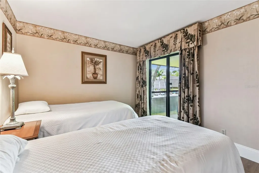 36750 Us 19 N Palm Harbor FL 34684