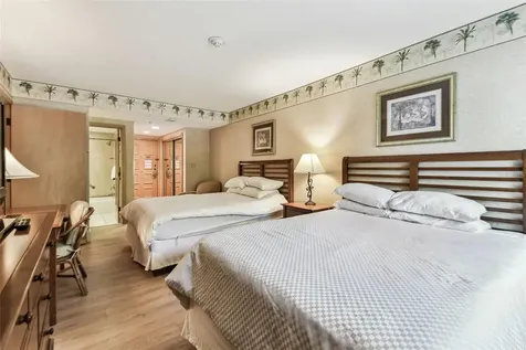 36750 Us 19 N Palm Harbor FL 34684
