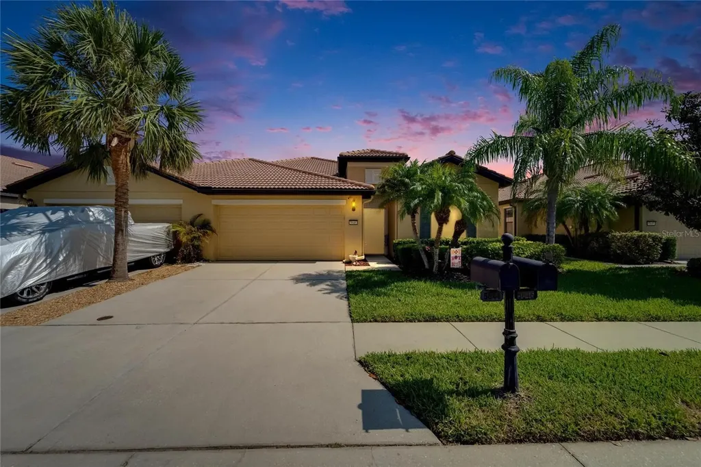 5646 Sunset Falls Drive Apollo Beach FL 33572