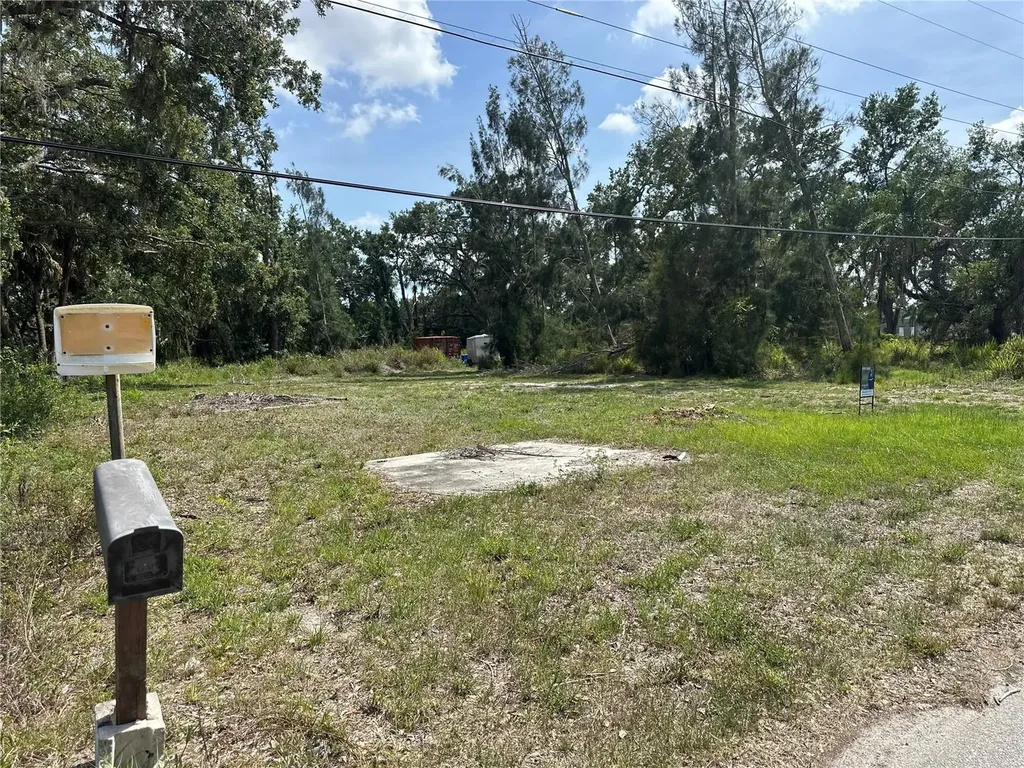 3022 12th Avenue E Bradenton FL 34208
