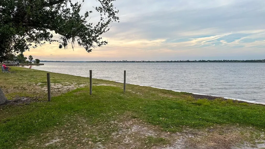 5263 Ellsworth Terrace Port Charlotte FL 33981