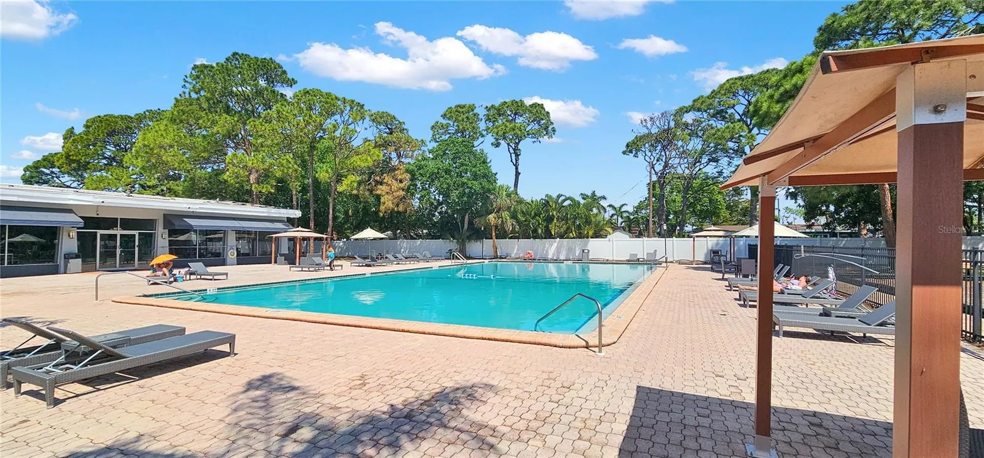2700 Coconut Bay Lane Sarasota FL 34237