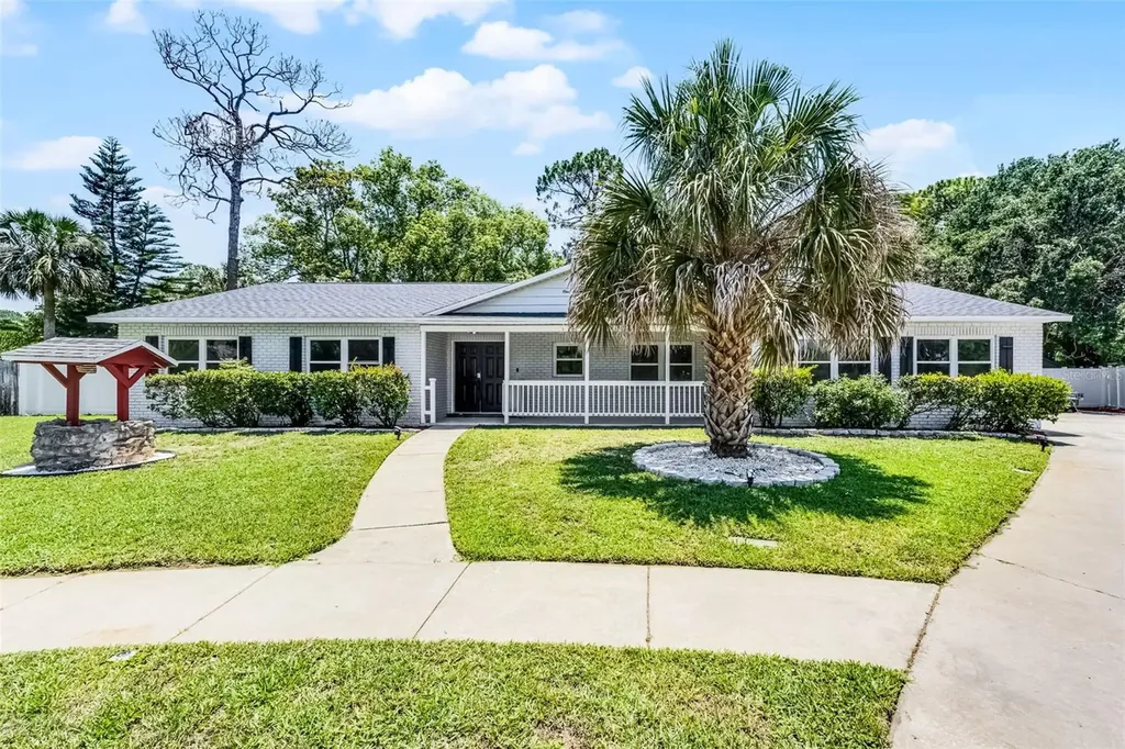 174 Pine Grove Court Daytona Beach FL 32119