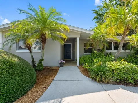 1701 38th Street N St Petersburg FL 33713