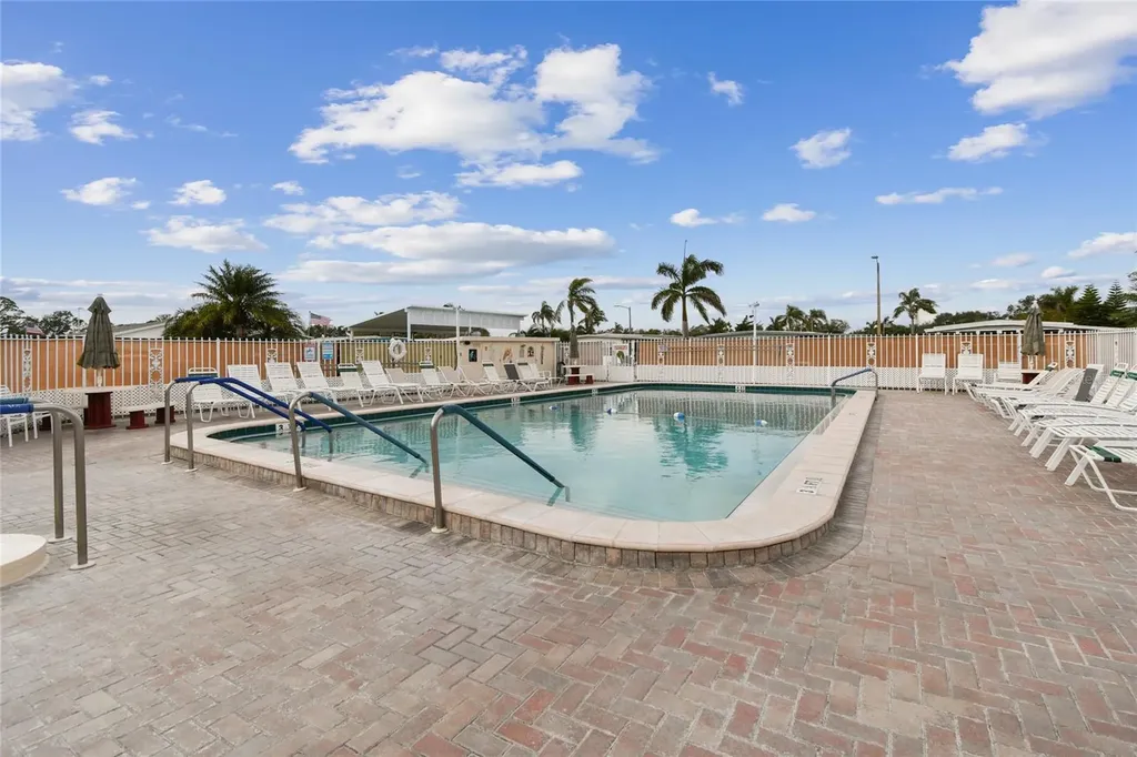 82292 2nd Avenue N Pinellas Park FL 33781