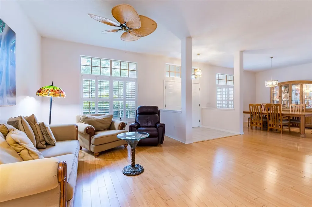 9908 Alafia River Lane Gibsonton FL 33534