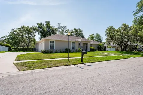 9908 Alafia River Lane Gibsonton FL 33534