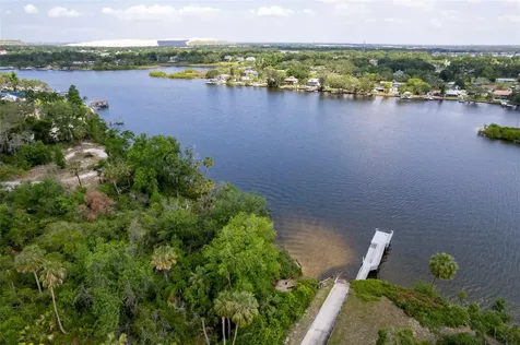 9908 Alafia River Lane Gibsonton FL 33534
