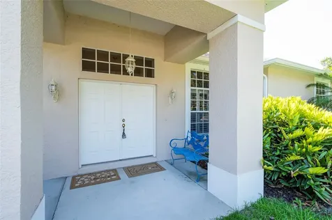9908 Alafia River Lane Gibsonton FL 33534