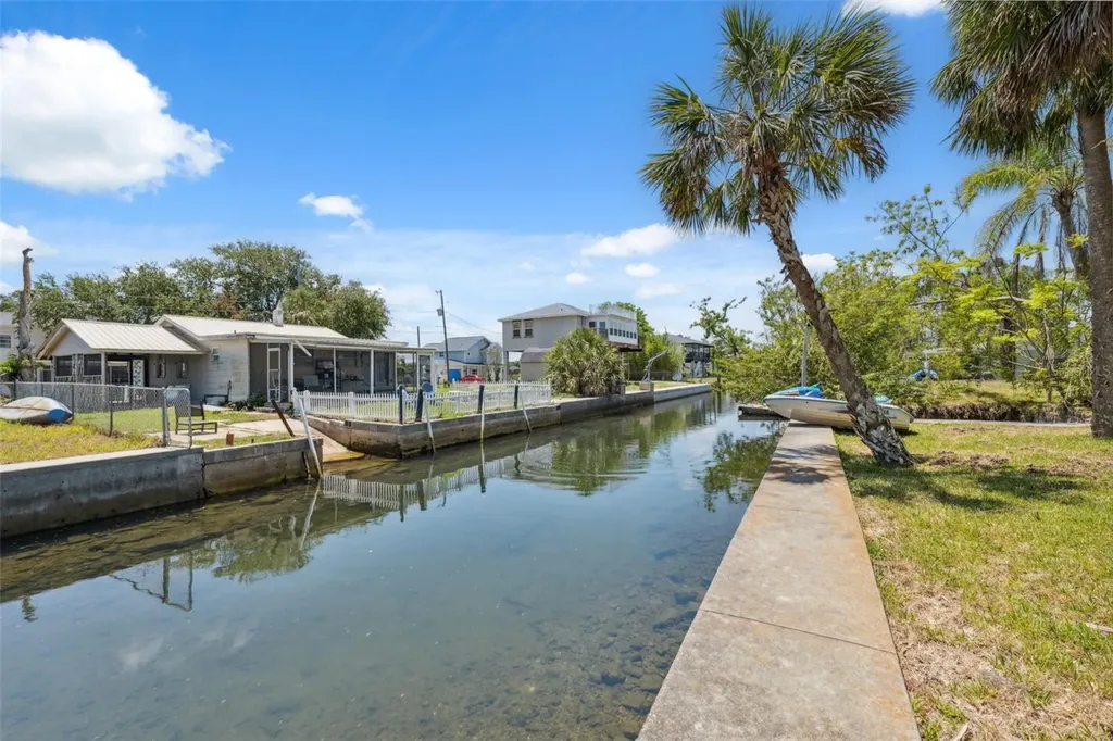 14220 Hendry Court Hudson FL 34667