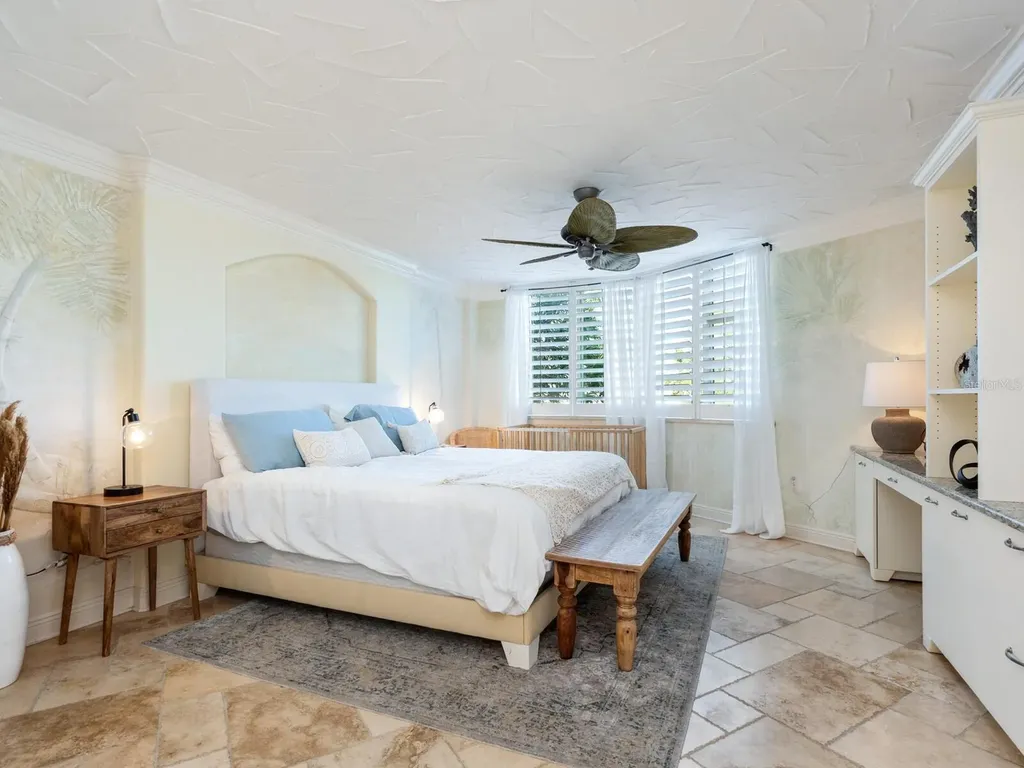 5880 Midnight Pass Road Sarasota FL 34242