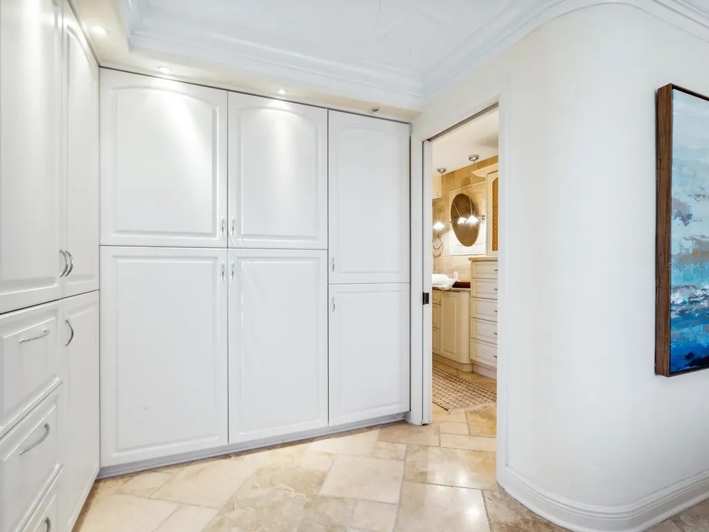 5880 Midnight Pass Road Sarasota FL 34242