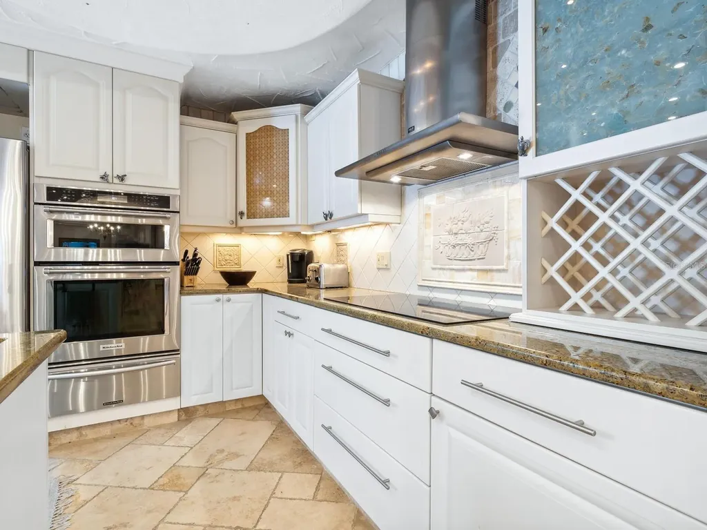 5880 Midnight Pass Road Sarasota FL 34242