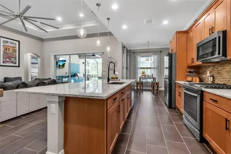 932 Mangrove Edge Court Bradenton FL 34208