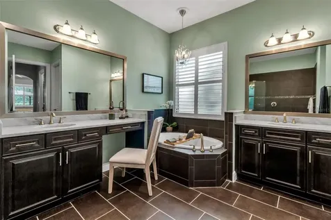 932 Mangrove Edge Court Bradenton FL 34208