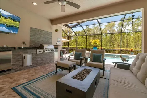 932 Mangrove Edge Court Bradenton FL 34208