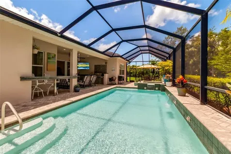 932 Mangrove Edge Court Bradenton FL 34208