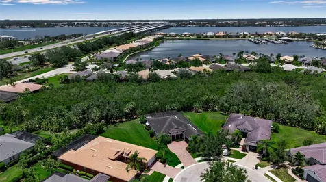 932 Mangrove Edge Court Bradenton FL 34208