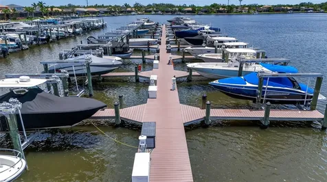 932 Mangrove Edge Court Bradenton FL 34208