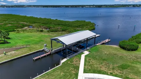 932 Mangrove Edge Court Bradenton FL 34208