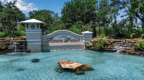 932 Mangrove Edge Court Bradenton FL 34208