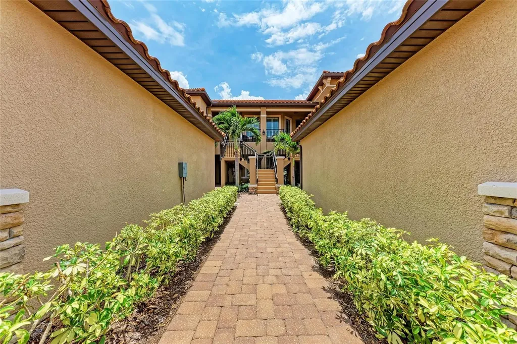 13710 Messina Loop Bradenton FL 34211