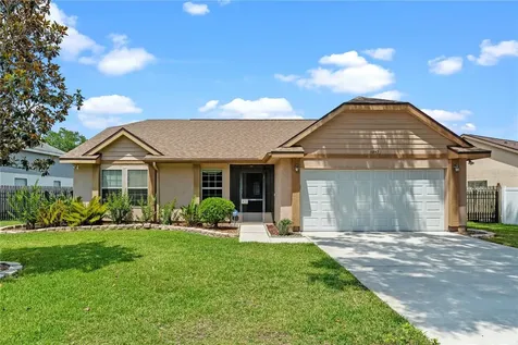 10143 Pink Carnation Court Orlando FL 32825