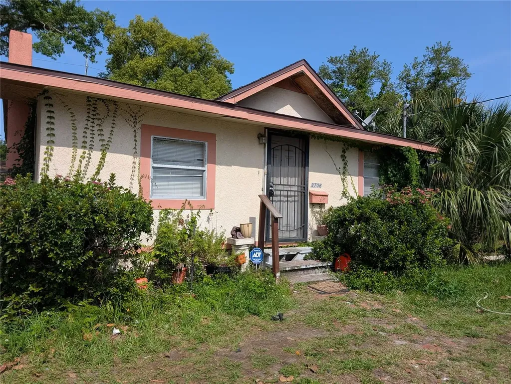 3706 N 36th Street Tampa FL 33610