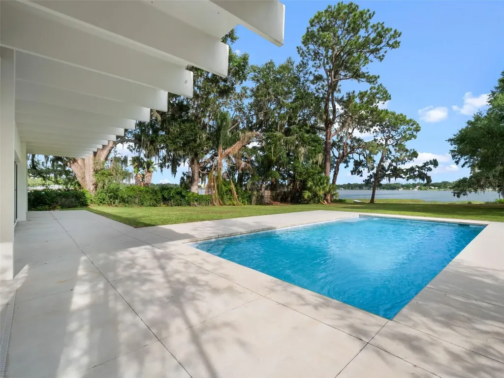 1540 N Lake Mirror Drive NW Winter Haven FL 33881