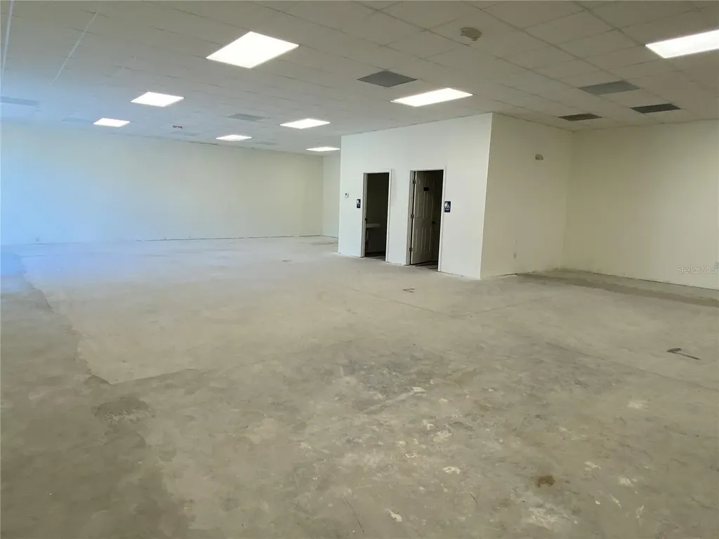 13922 N Us-441 Highway Lady Lake FL 32159