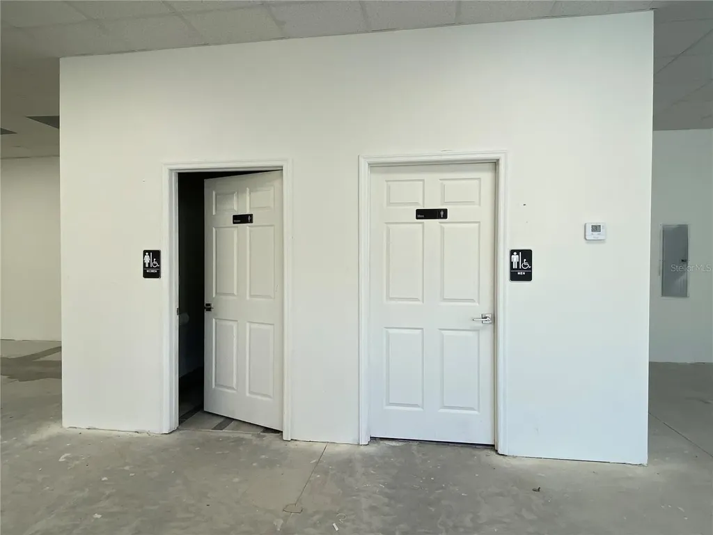 13922 N Us-441 Highway Lady Lake FL 32159