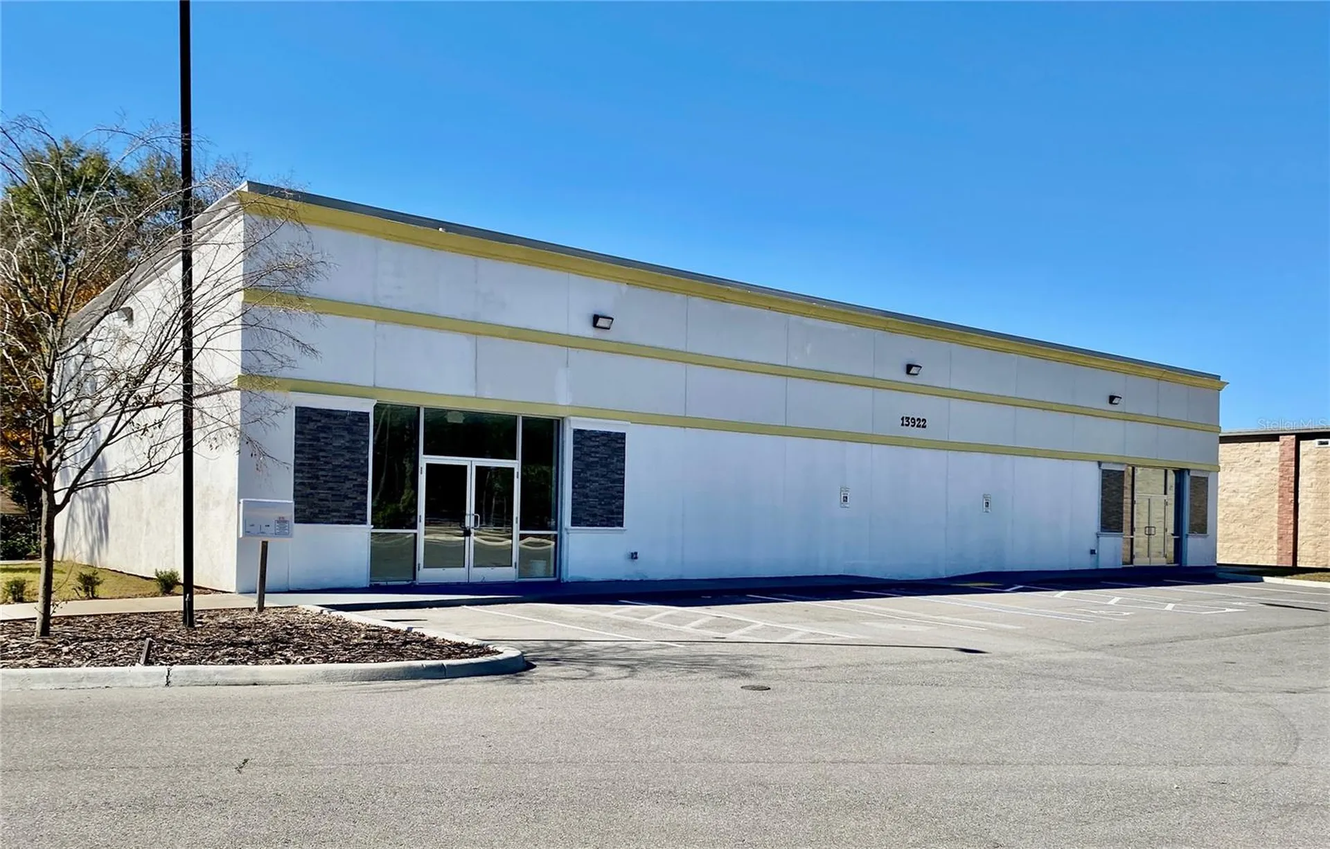 13922 N Us-441 Highway Lady Lake FL 32159
