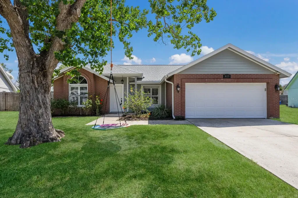613 E 49th Street E Bradenton FL 34208
