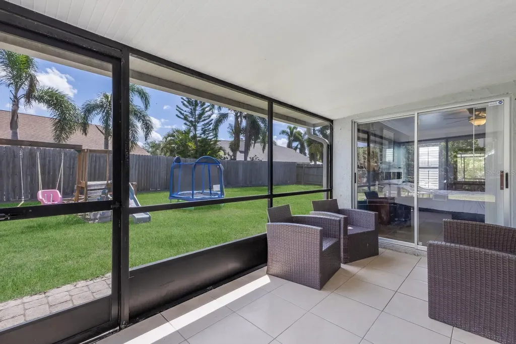 613 E 49th Street E Bradenton FL 34208