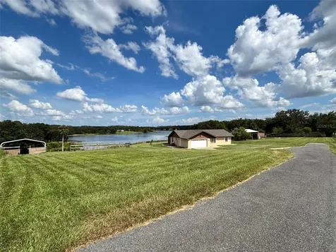16386 SE 156th Place Road Weirsdale FL 32195