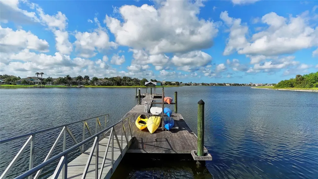 1031 Signet Apollo Beach FL 33572