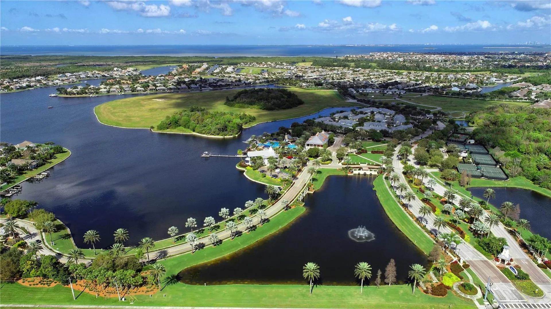1031 Signet Apollo Beach FL 33572