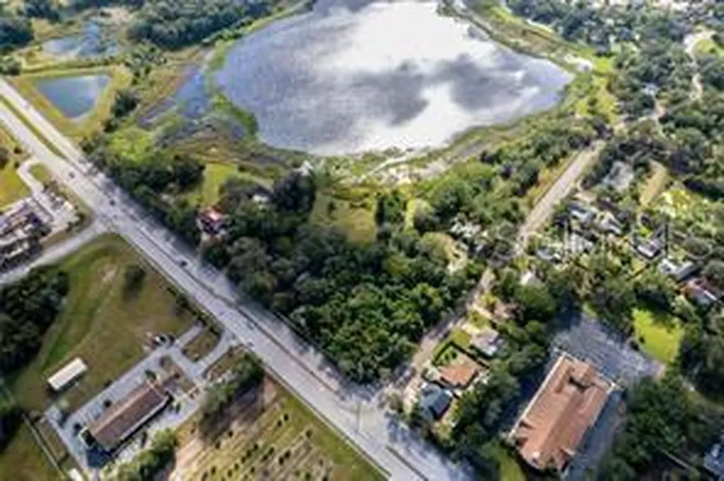 8356 Silver Star Road Orlando FL 32818