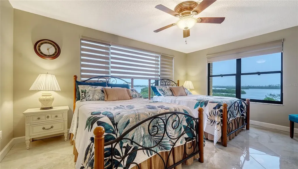 8779 Midnight Pass Road Sarasota FL 34242