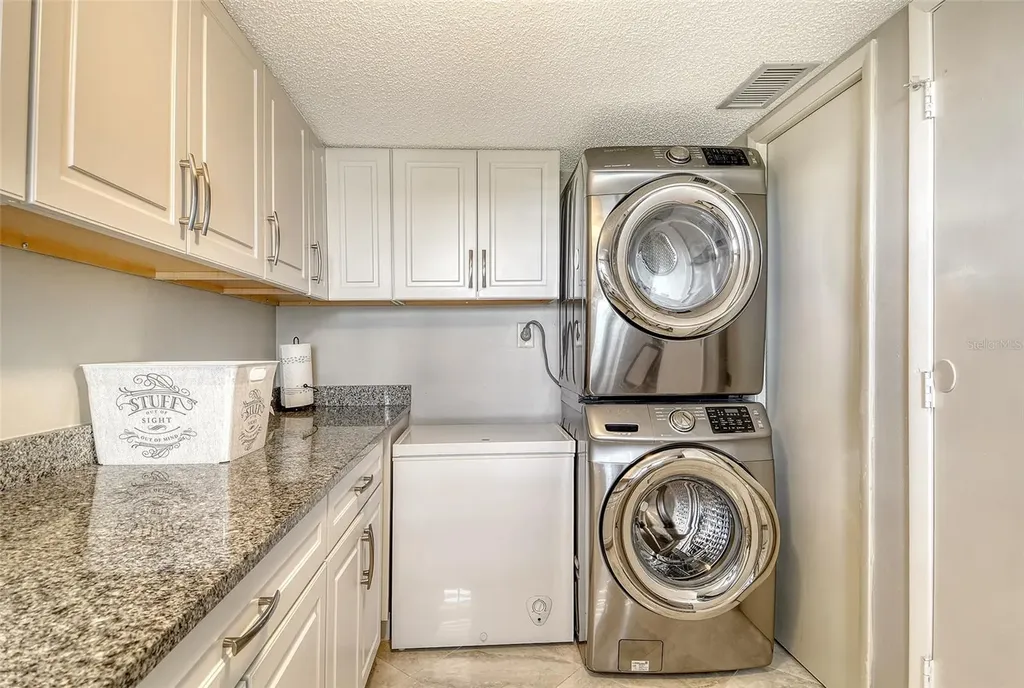8779 Midnight Pass Road Sarasota FL 34242
