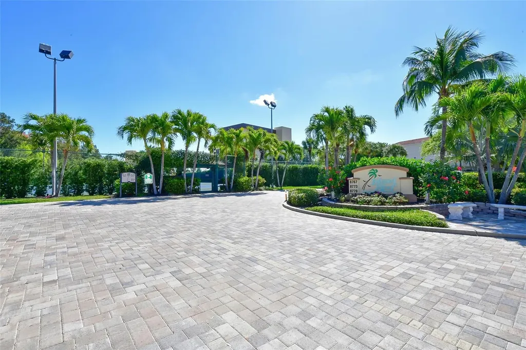 8779 Midnight Pass Road Sarasota FL 34242